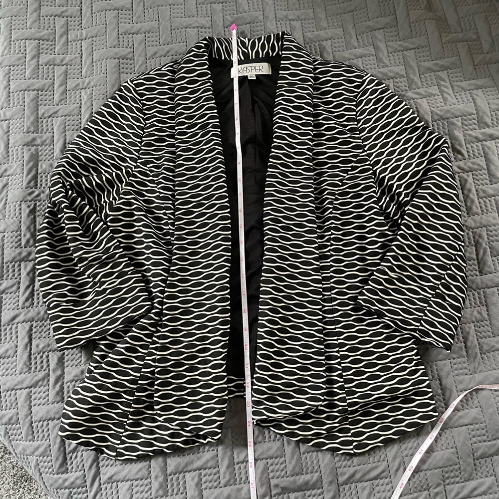 Women’s Kasper Blazer